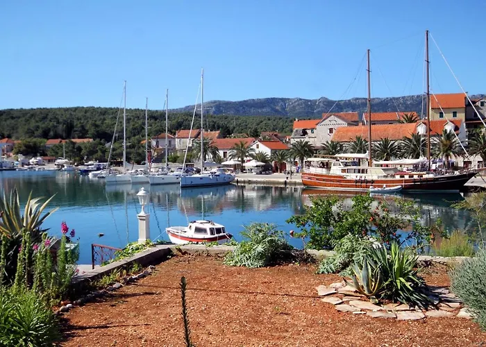 Apartamento By The Sea Vrboska